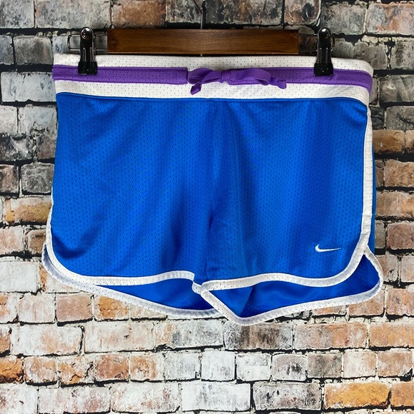 Nike Women Running Shorts - Picture 1 of 5